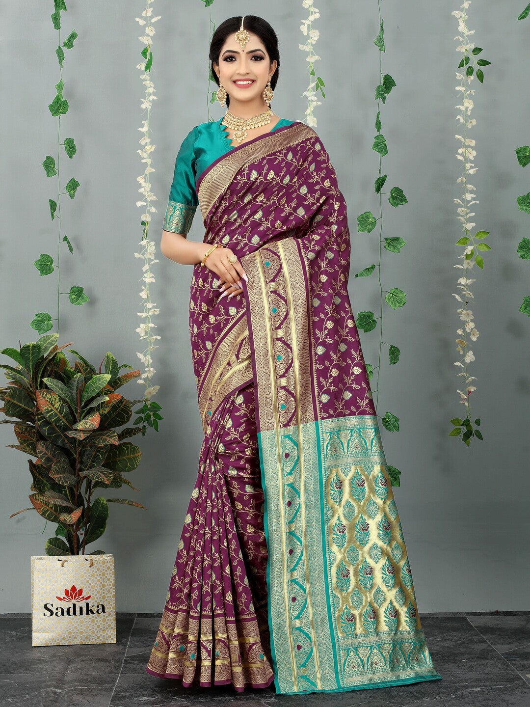 Woven Floral Banarasi Cotton Art Silk Saree