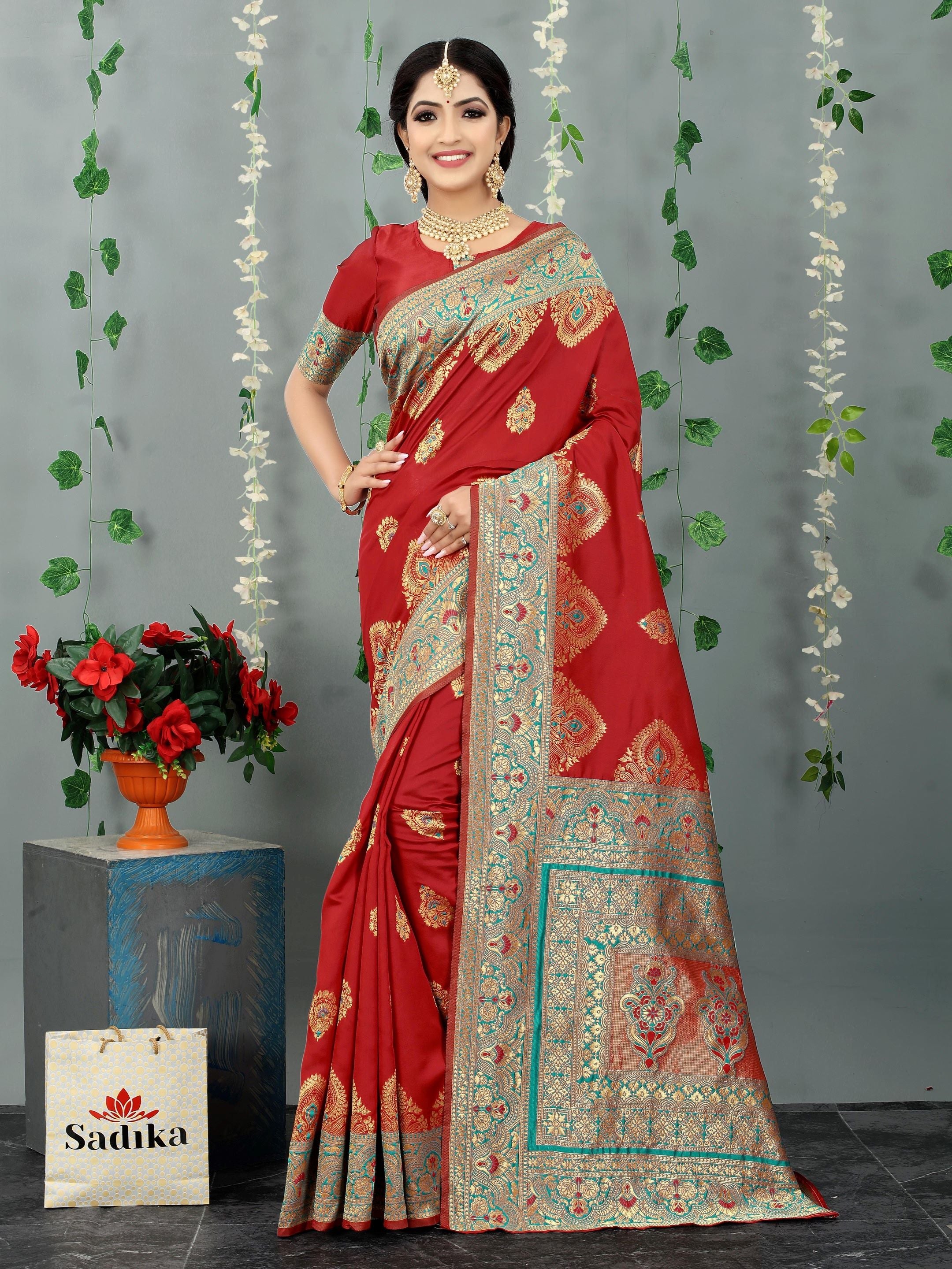 Red Woven Floral Banarasi Cotton Art Silk Saree