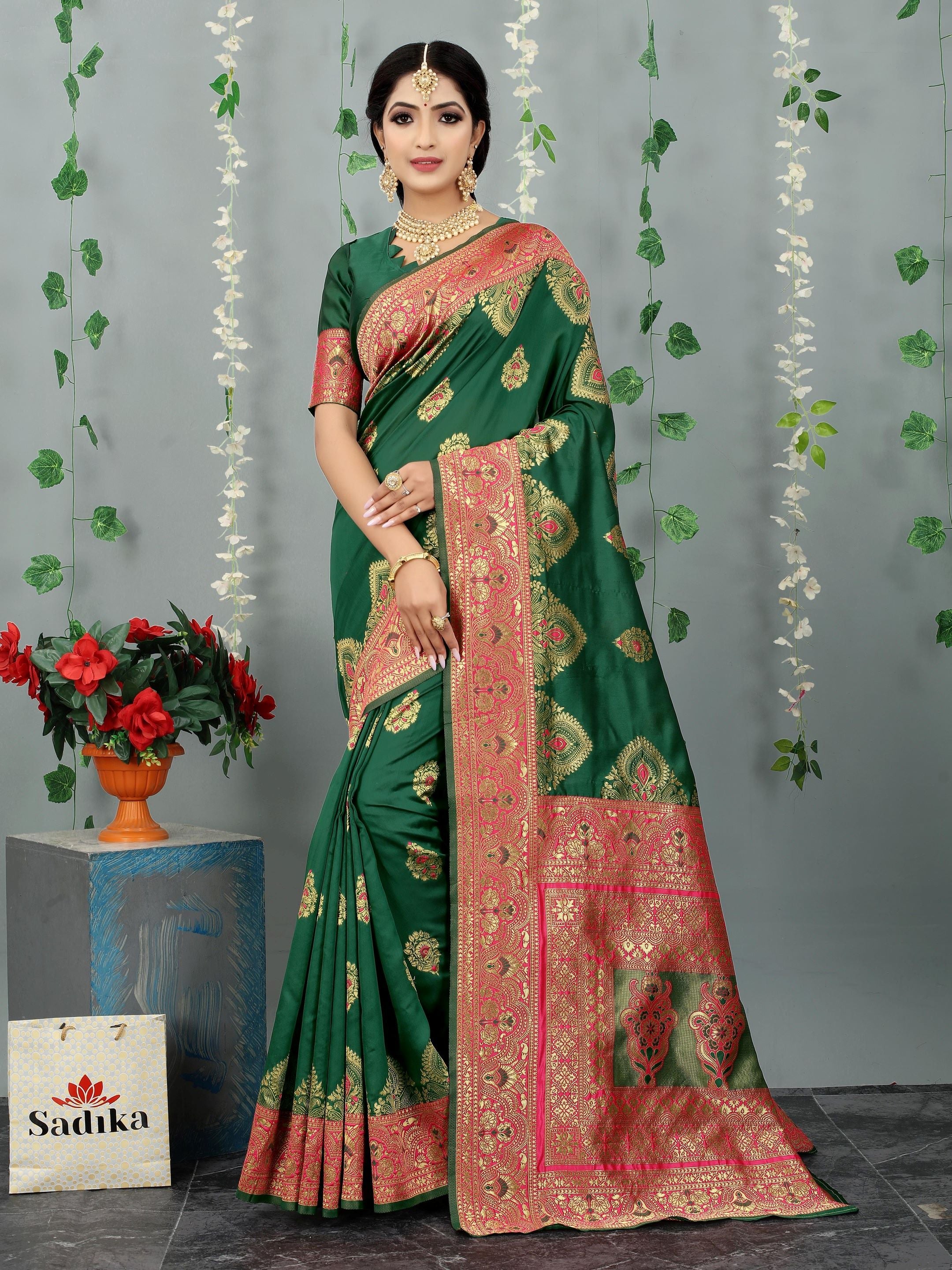 Bottle Green Woven Floral Banarasi Cotton Art Silk Saree